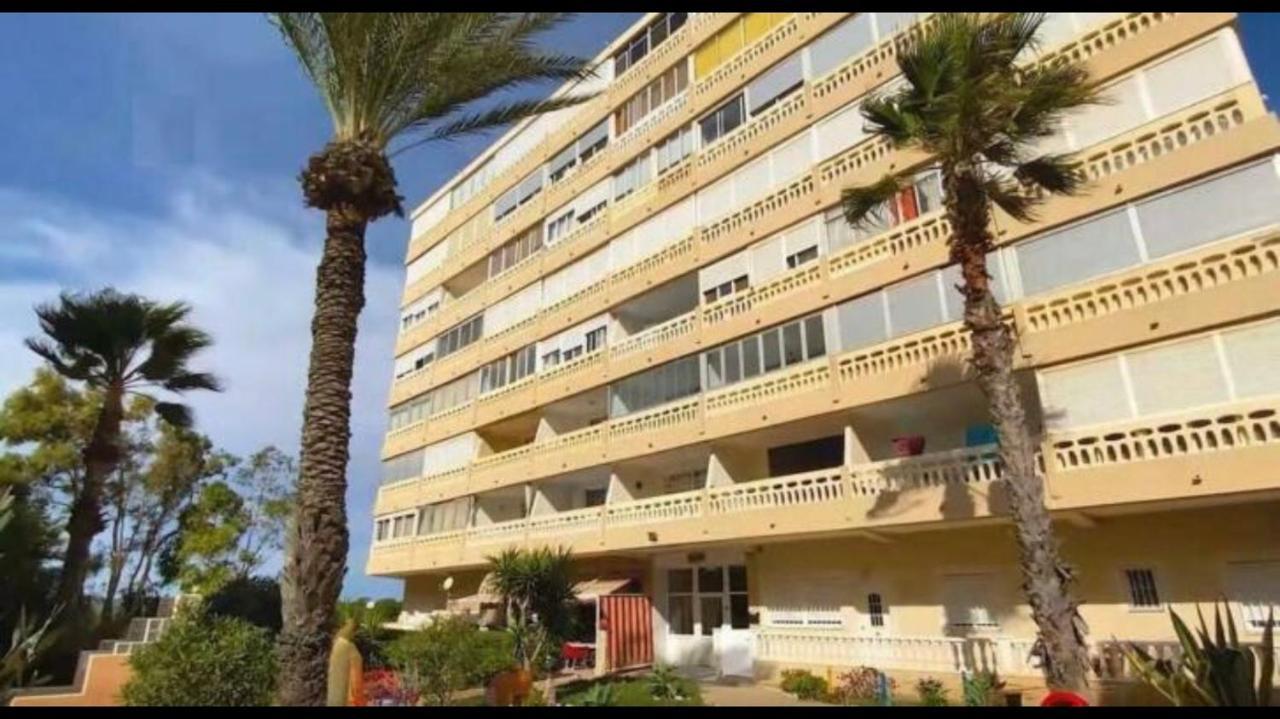 Espacioso Estudio Cerca De La Playa La Mata La Mata (Torrevieja) Exterior foto